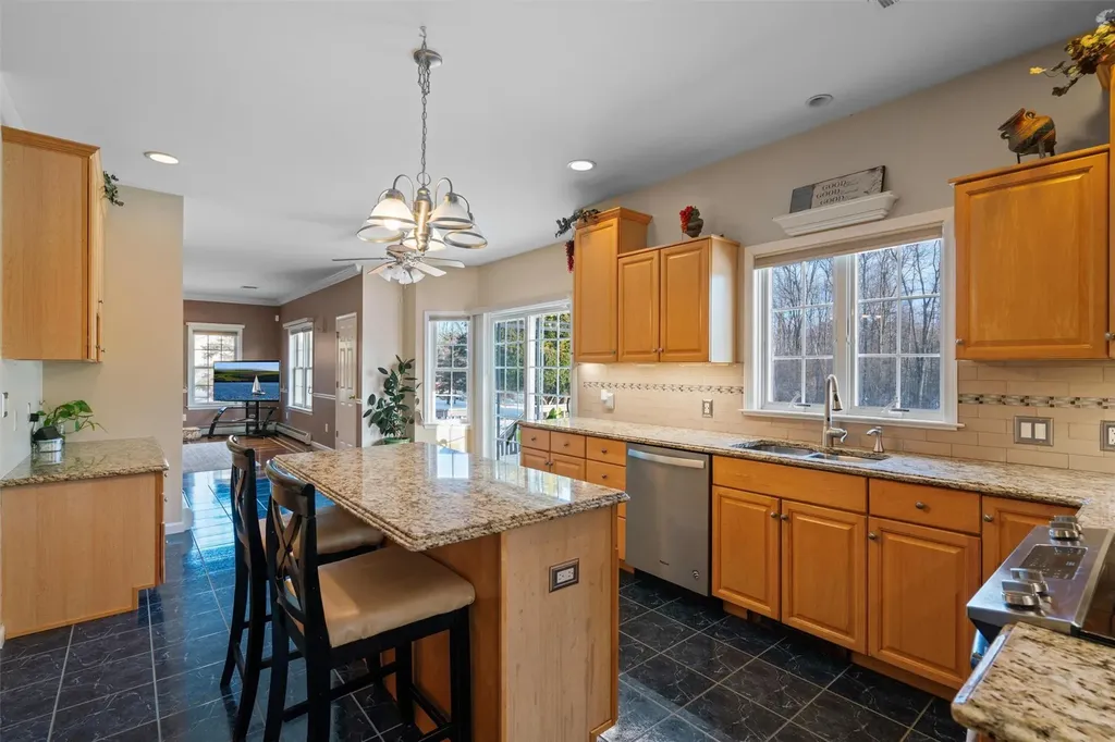 914 Ridgebury Road New Hampton NY 10958