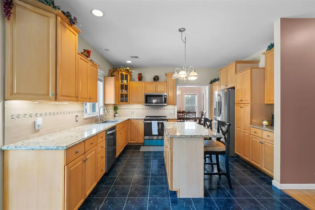 914 Ridgebury Road New Hampton NY 10958