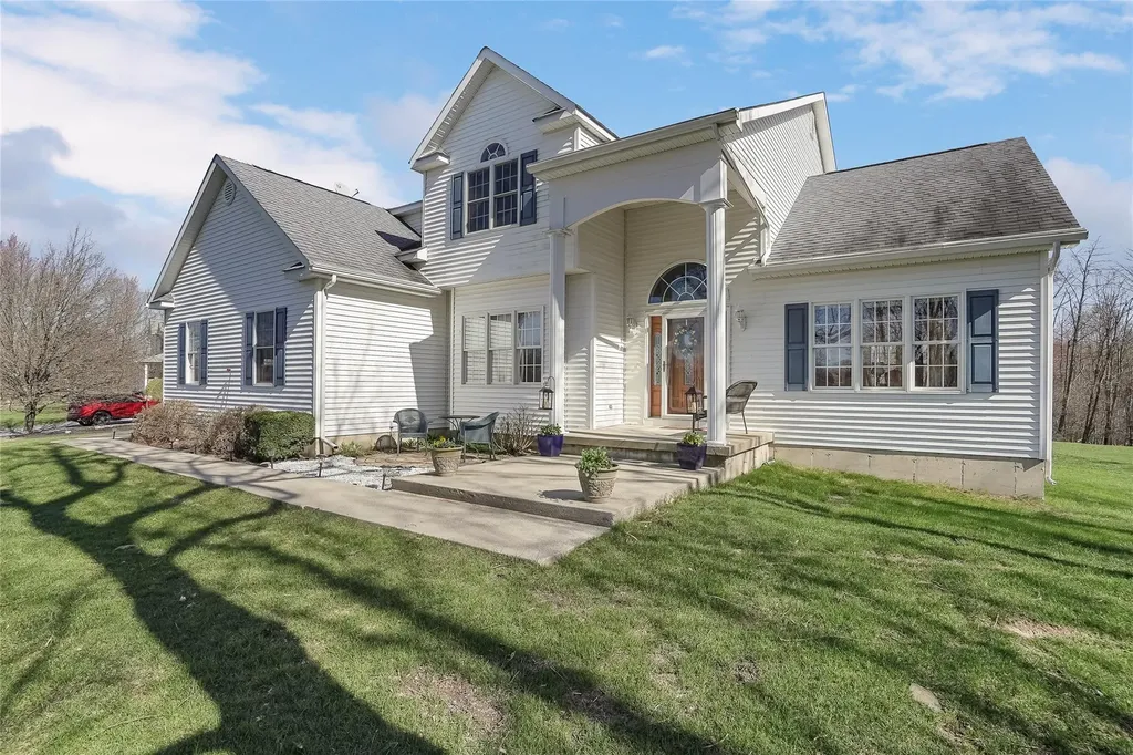 914 Ridgebury Road New Hampton NY 10958