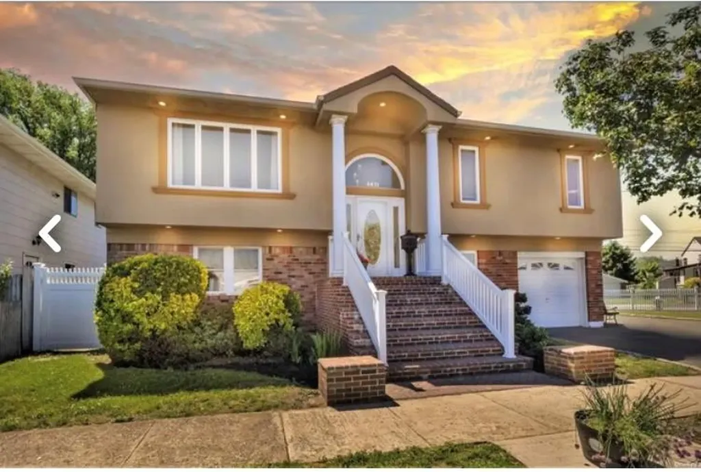 4431 Broadway Island Park NY 11558
