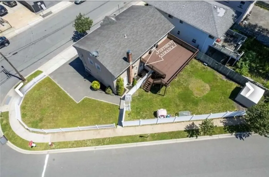4431 Broadway Island Park NY 11558