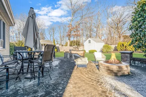 23 Wylde Road Mount Sinai NY 11766