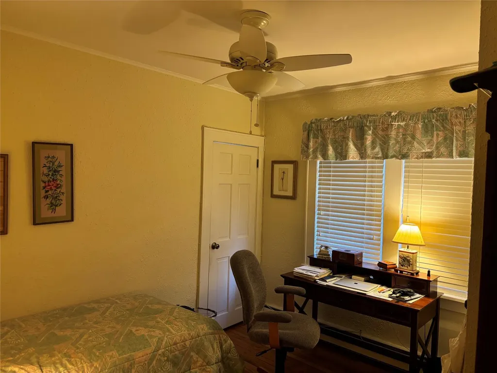 2902 Arnold Avenue Oceanside NY 11572