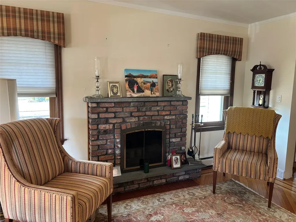 2902 Arnold Avenue Oceanside NY 11572