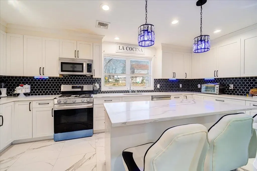 2 Bridge Street Suffern NY 10901