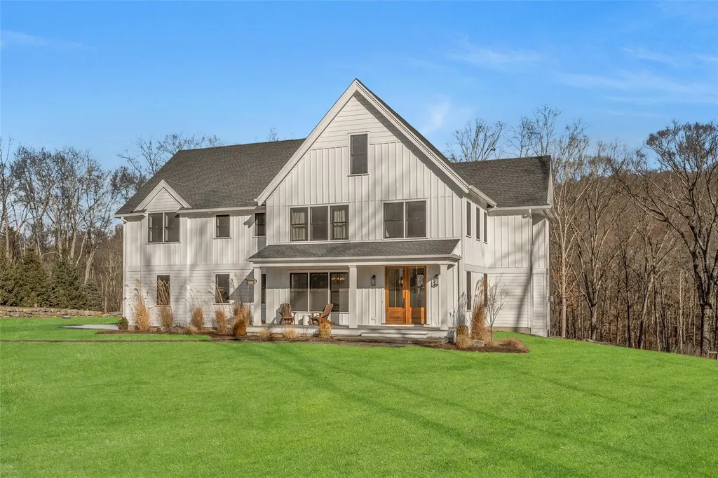 4 Boulder Pond Drive Somers NY 10589