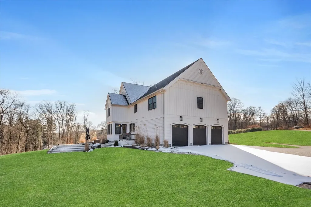 4 Boulder Pond Drive Somers NY 10589