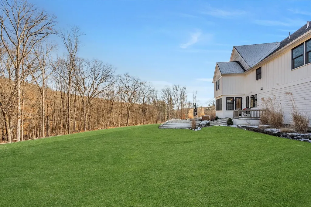 4 Boulder Pond Drive Somers NY 10589