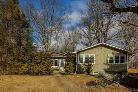 949 River Road Red Hook NY 12571