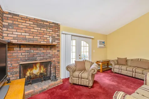 65 Woodview Lane Centereach NY 11720