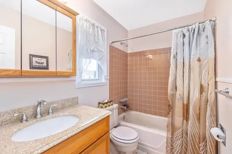 65 Woodview Lane Centereach NY 11720