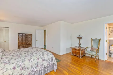 65 Woodview Lane Centereach NY 11720