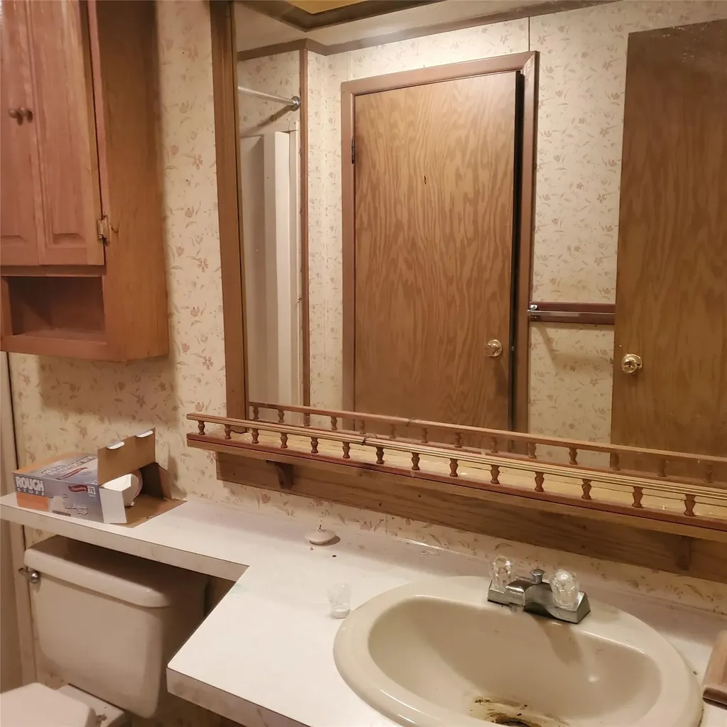 61 Kens Way Hyde Park NY 12538