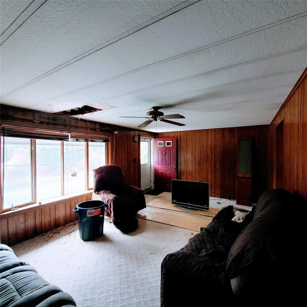 61 Kens Way Hyde Park NY 12538