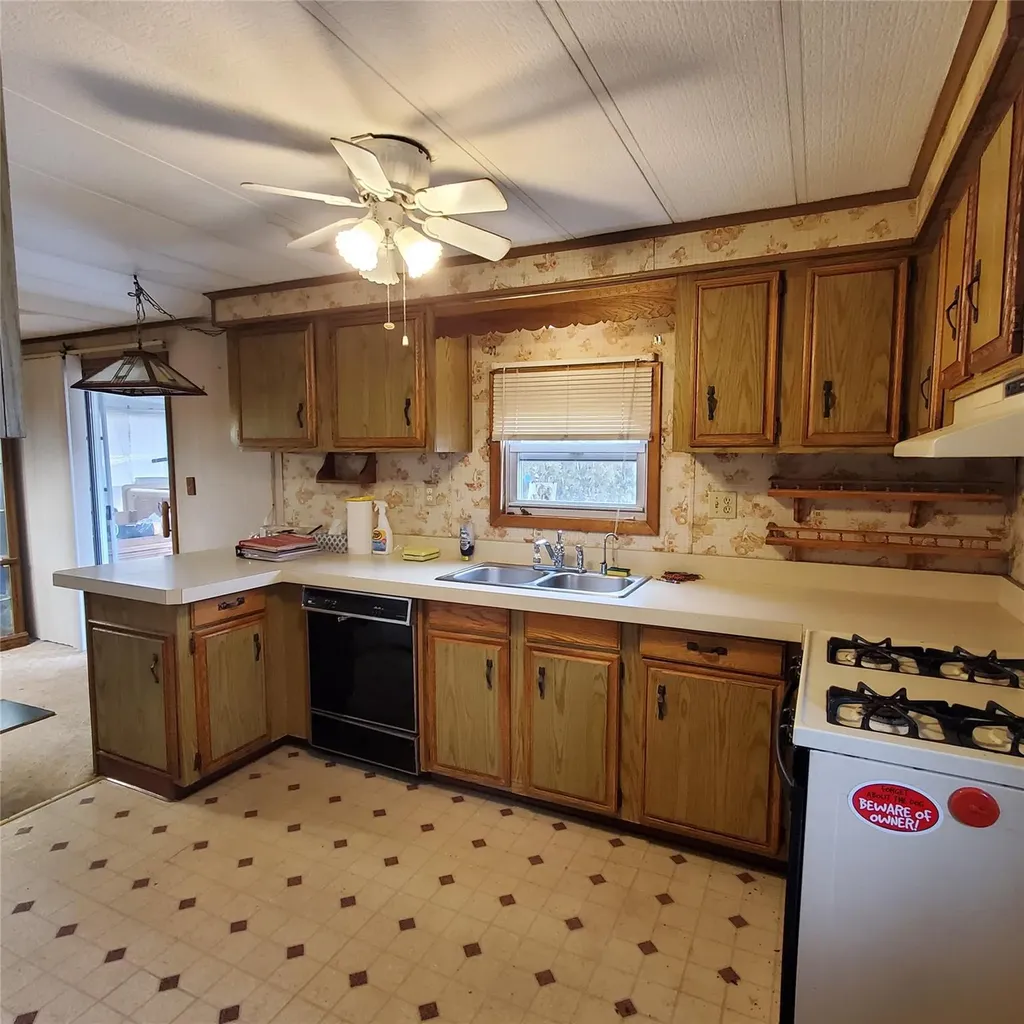 61 Kens Way Hyde Park NY 12538