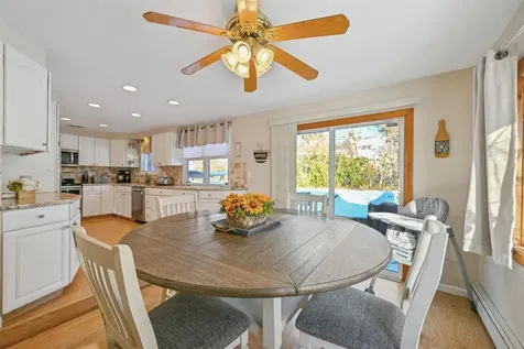 31 Duncan Avenue Ronkonkoma NY 11779