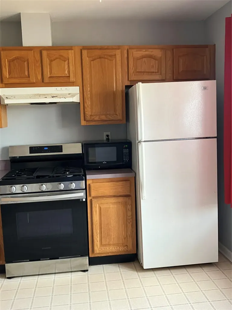 131 Ridgebury Road New Hampton NY 10958