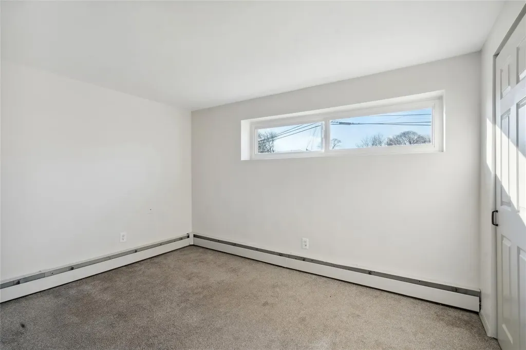 135 Headline Road Deer Park NY 11729