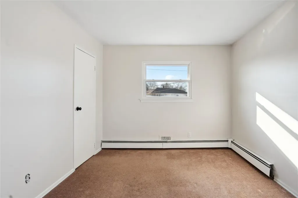 135 Headline Road Deer Park NY 11729