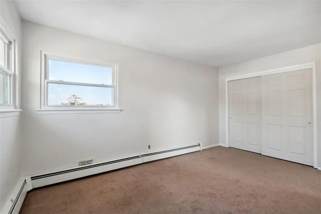 135 Headline Road Deer Park NY 11729