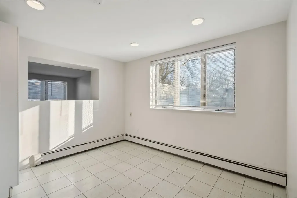 135 Headline Road Deer Park NY 11729