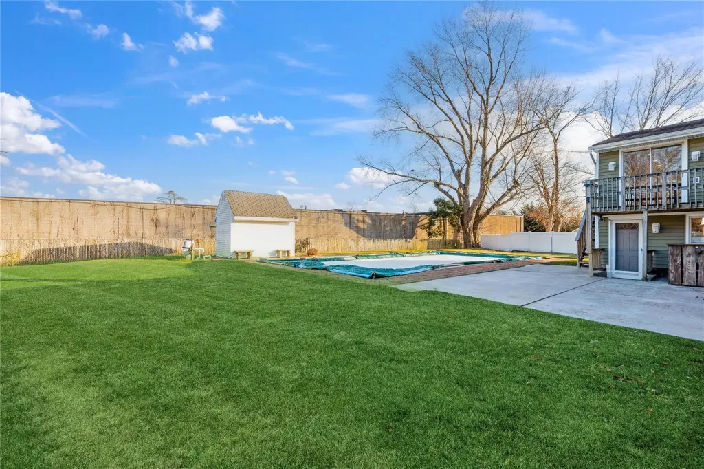 135 Headline Road Deer Park NY 11729