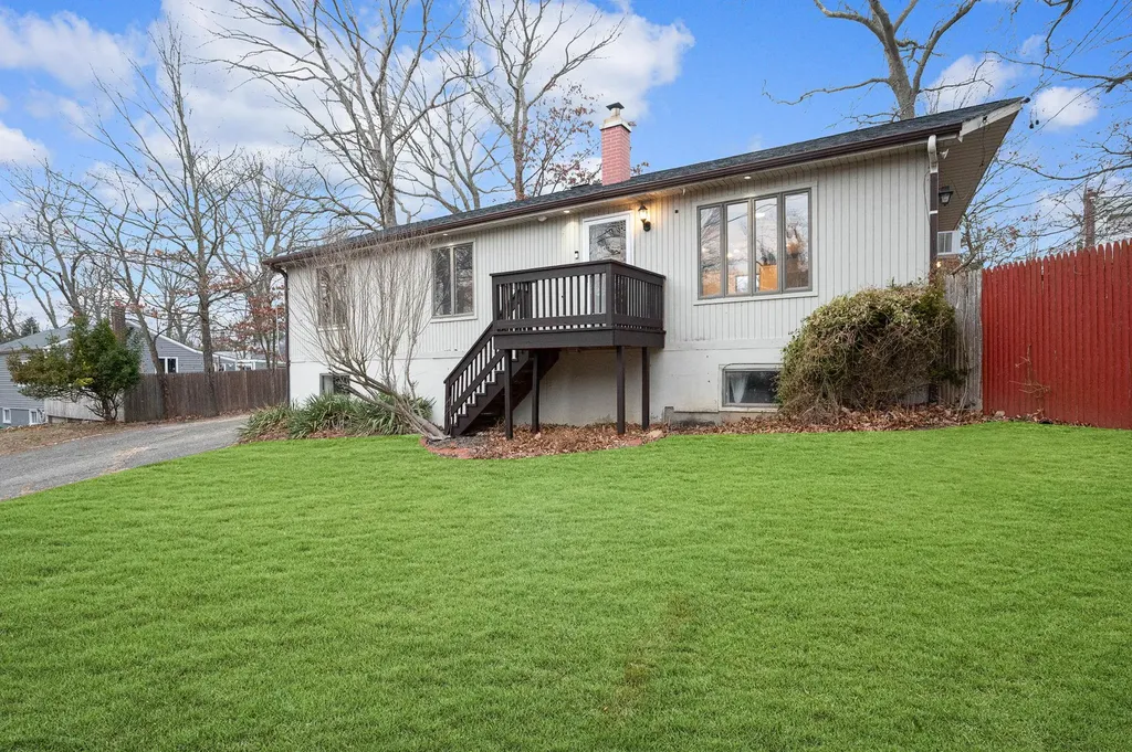 143 Magnolia Drive Rocky Point NY 11778