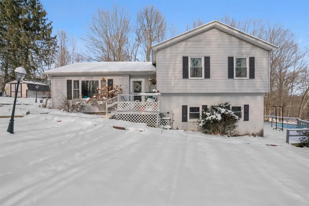 45 Cotter Road Highland NY 12528
