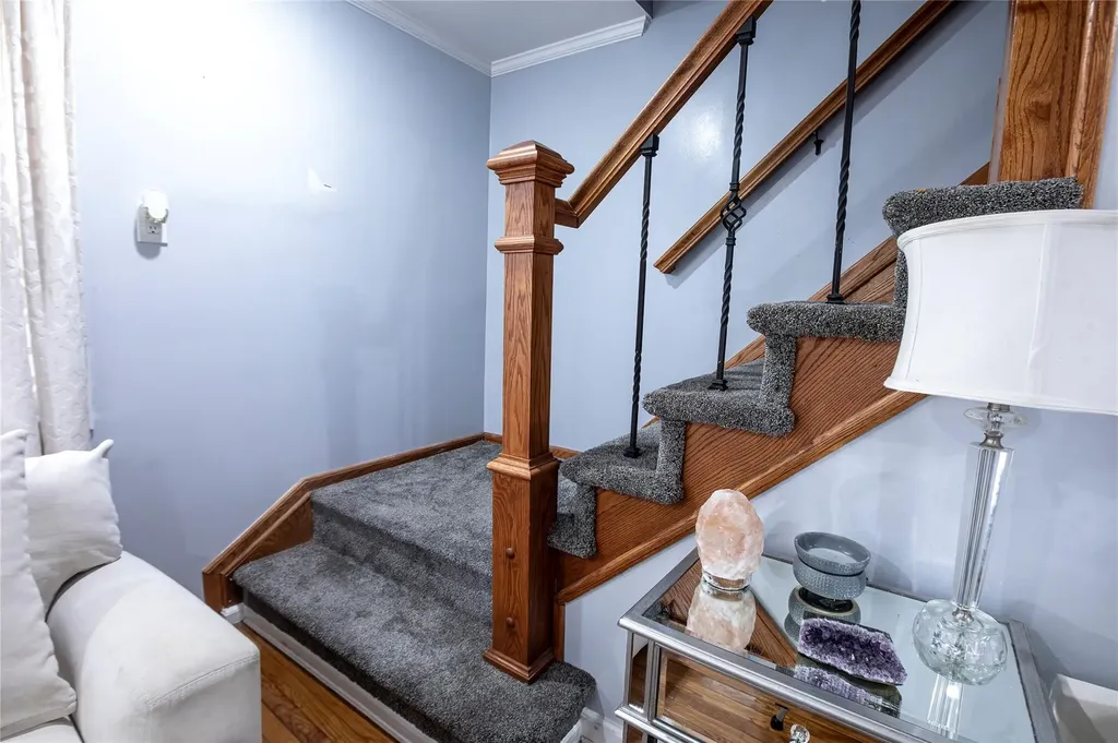 198 Belmont Boulevard Elmont NY 11003