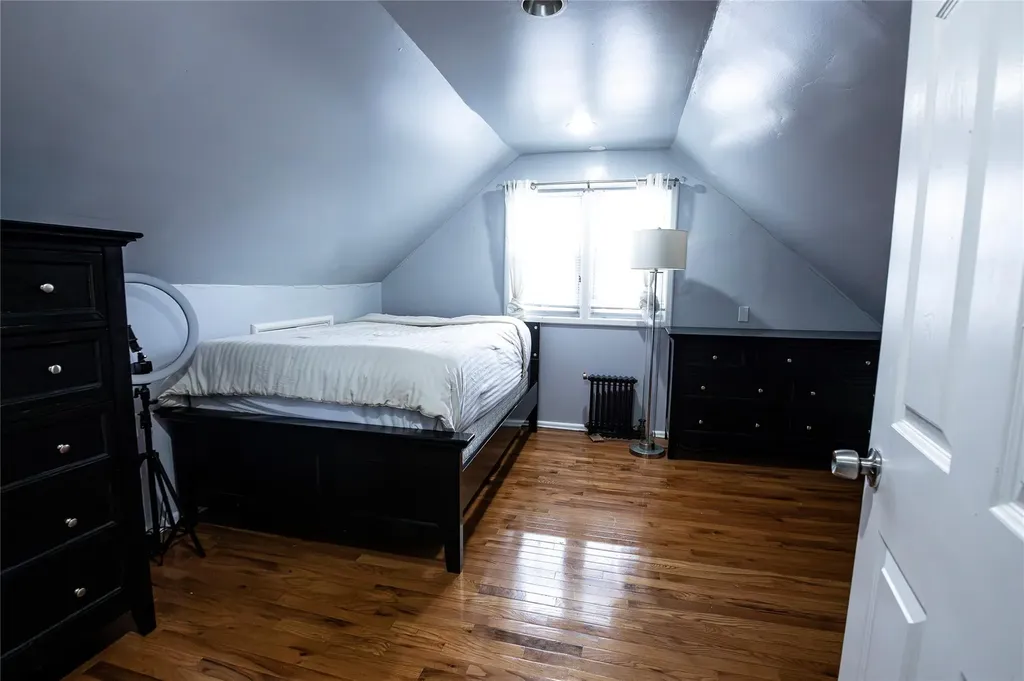198 Belmont Boulevard Elmont NY 11003