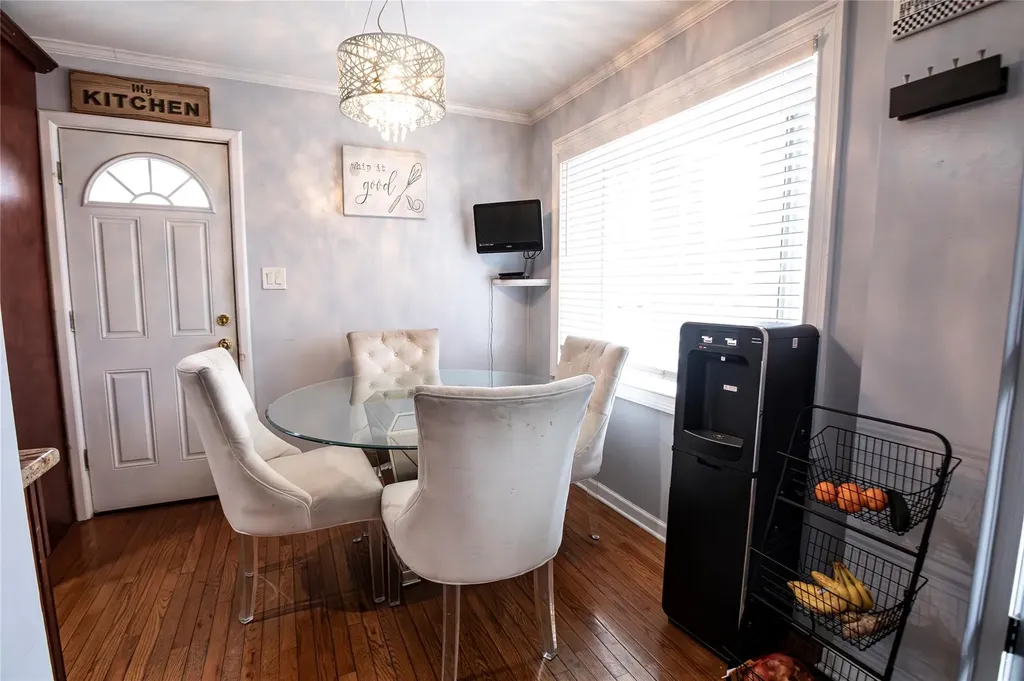 198 Belmont Boulevard Elmont NY 11003