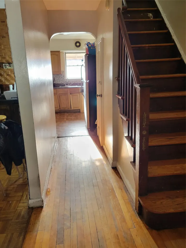 3005 Edson Avenue Bronx NY 10469