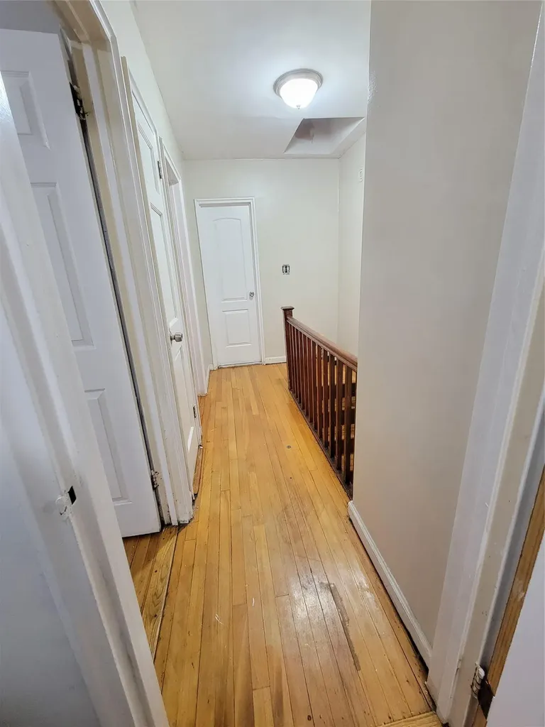 3005 Edson Avenue Bronx NY 10469