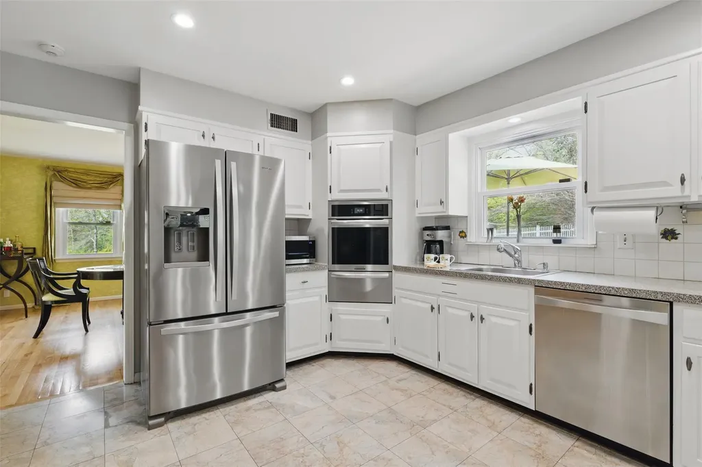 33 Mulligan Lane Irvington NY 10533