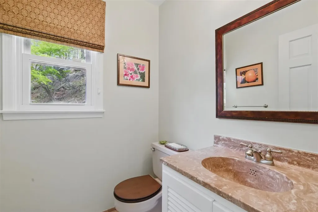 33 Mulligan Lane Irvington NY 10533