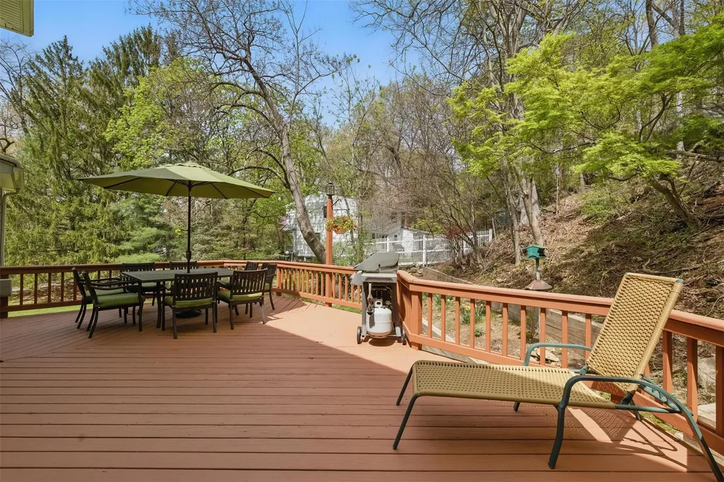 33 Mulligan Lane Irvington NY 10533