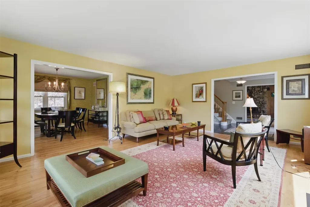 33 Mulligan Lane Irvington NY 10533