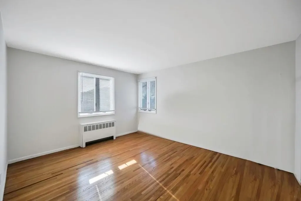 71 Alexander Avenue Hicksville NY 11801