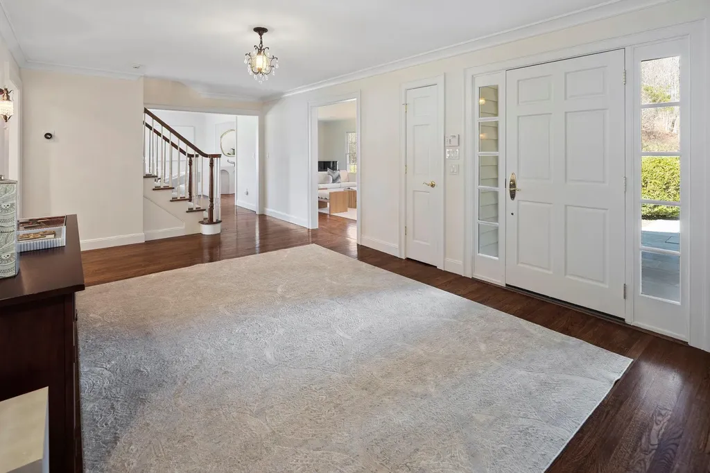 25 Cardinal Place Mount Kisco NY 10549