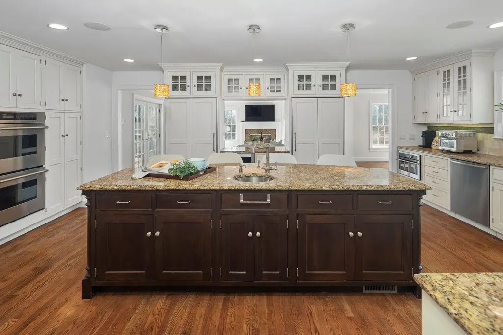 25 Cardinal Place Mount Kisco NY 10549