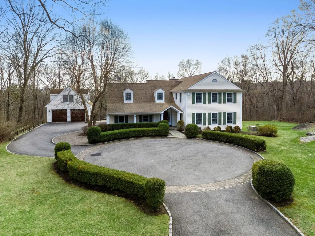 25 Cardinal Place Mount Kisco NY 10549