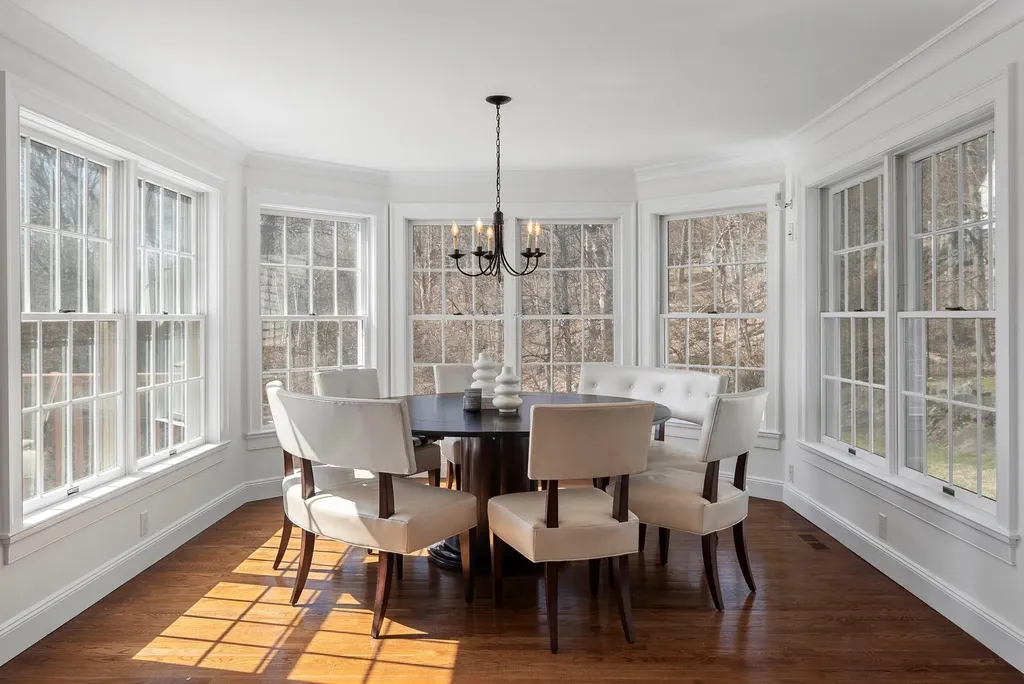 25 Cardinal Place Mount Kisco NY 10549