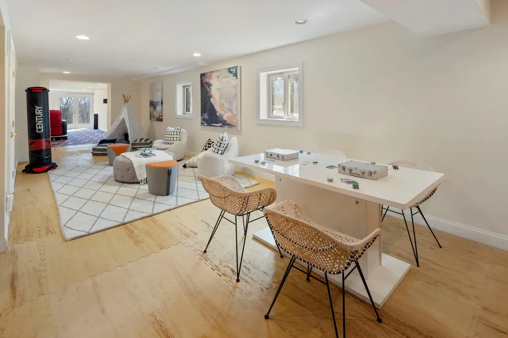 25 Cardinal Place Mount Kisco NY 10549