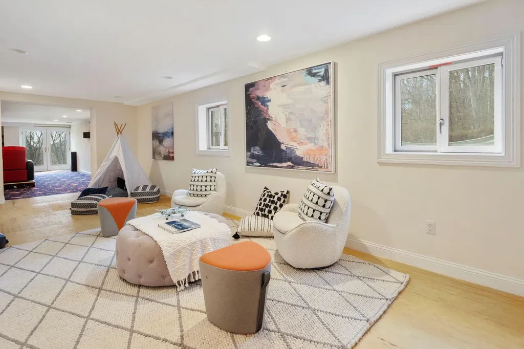 25 Cardinal Place Mount Kisco NY 10549