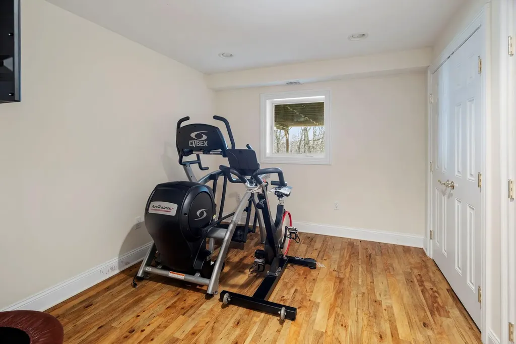25 Cardinal Place Mount Kisco NY 10549