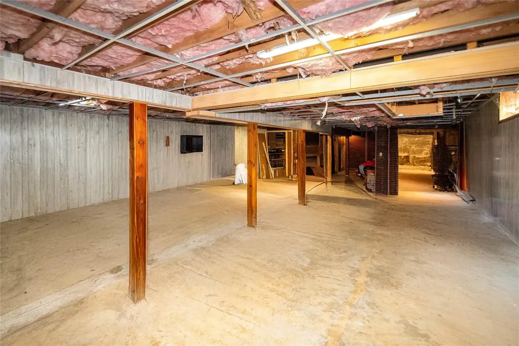 4 Emperor Lane Montgomery NY 12549
