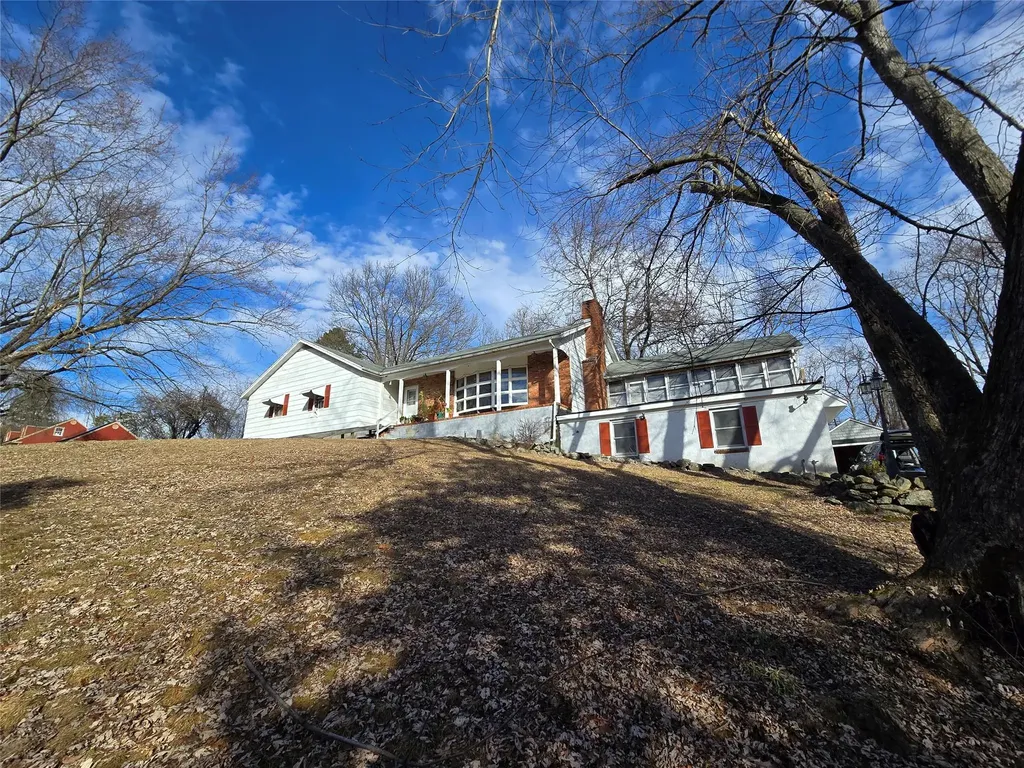 2 Fields Lane Chester NY 10918