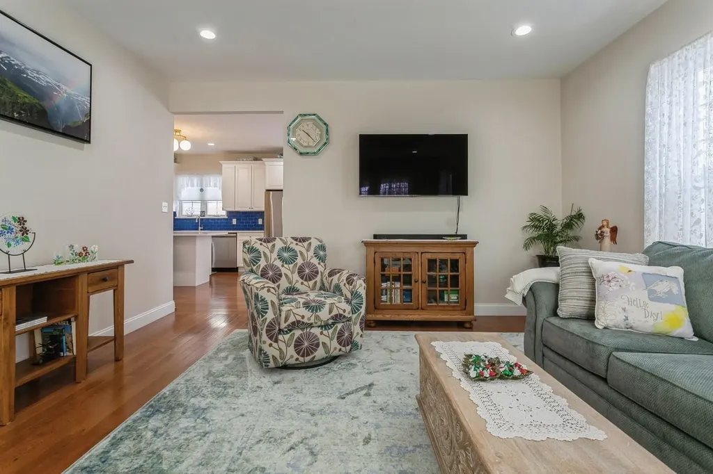 14 Benjamin Drive Highland NY 12528