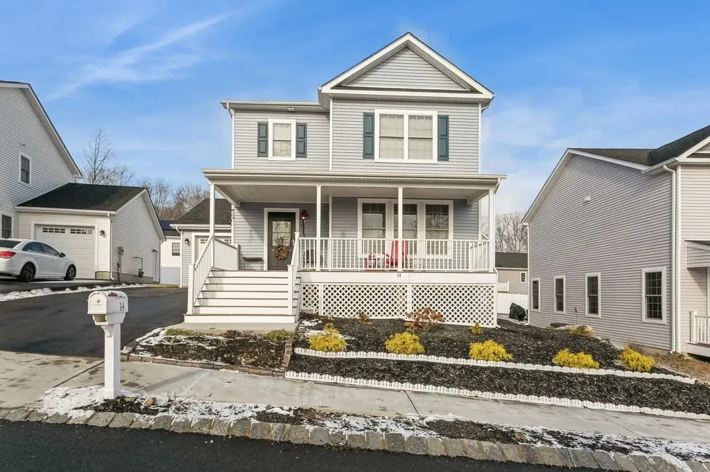 14 Benjamin Drive Highland NY 12528