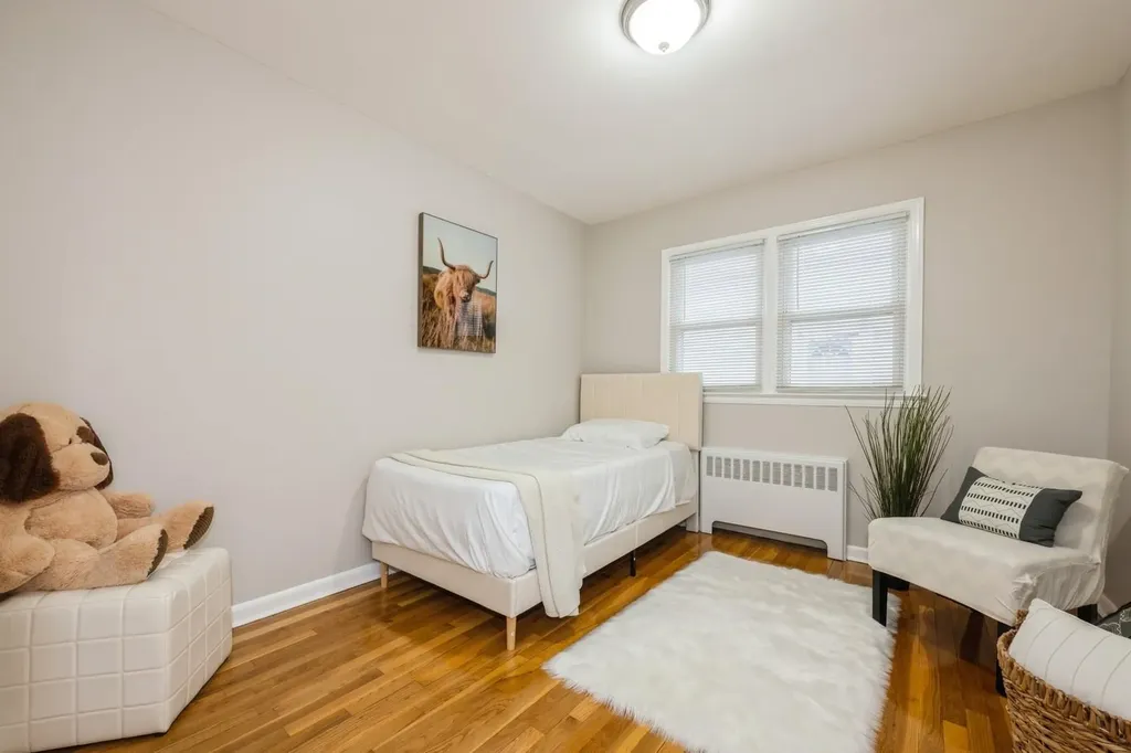 140 Sheridan Boulevard Mineola NY 11501